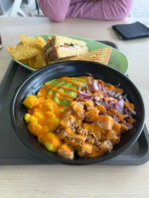 Foto subida por un cliente en una reseña de Google de Umami Healthy Food