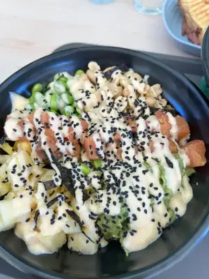 Foto subida por un cliente en una reseña de Google de Umami Healthy Food